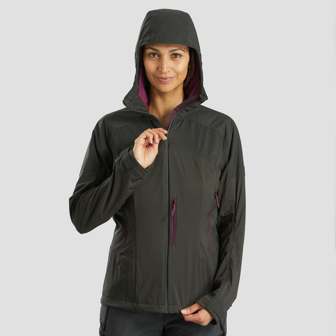 Softshell de montaña y trekking con capucha Mujer Forclaz Trek900 verde, photo 11 of 10