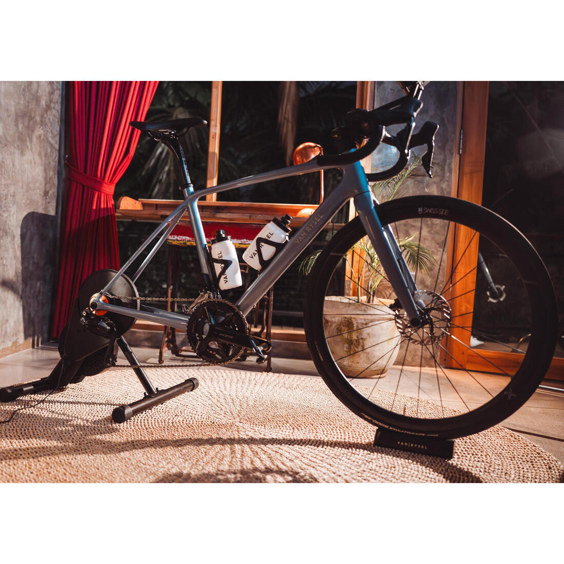 Rodillo Bicicleta D500 Transmisión Directa + Zwift Cog & Click