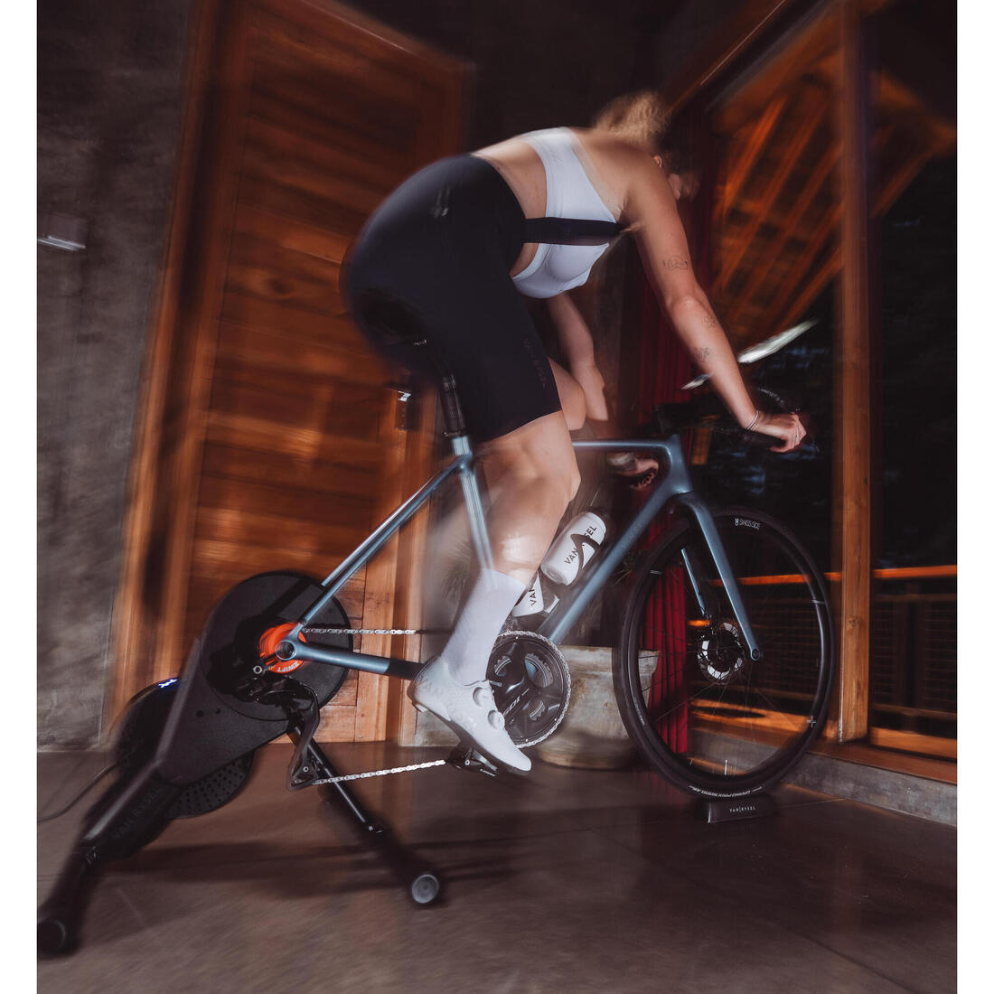 Rodillo Bicicleta D500 Transmisión Directa + Zwift Cog & Click